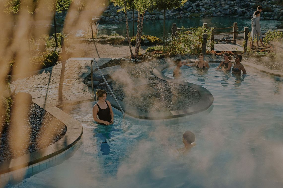 guests in a thermal bath