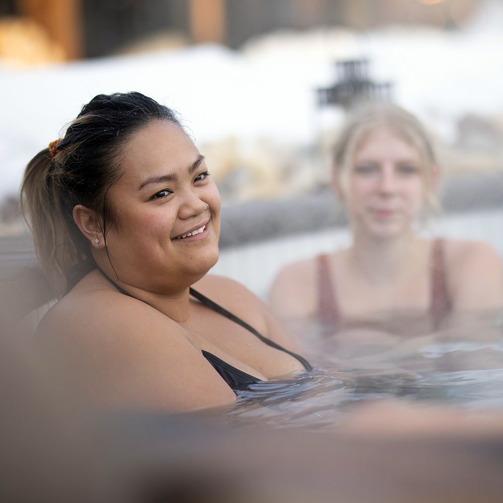 guests in a thermal bath