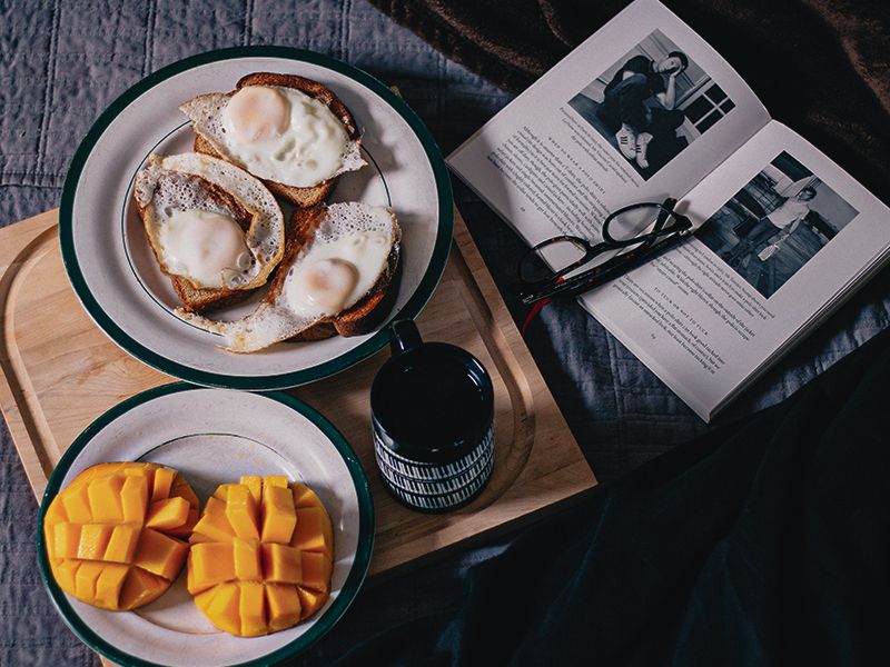 breakfast in bed