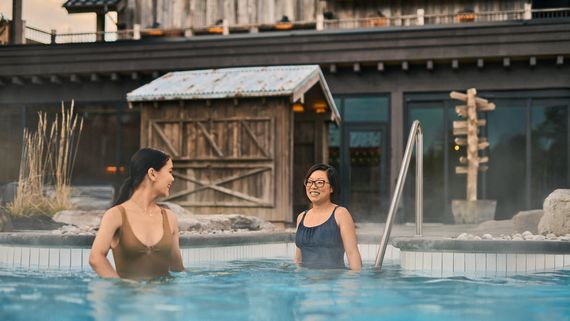 guests entering a thermal bath