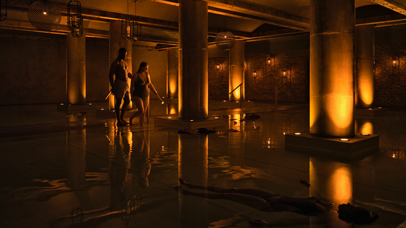 guests walking in the kalla flotation pool