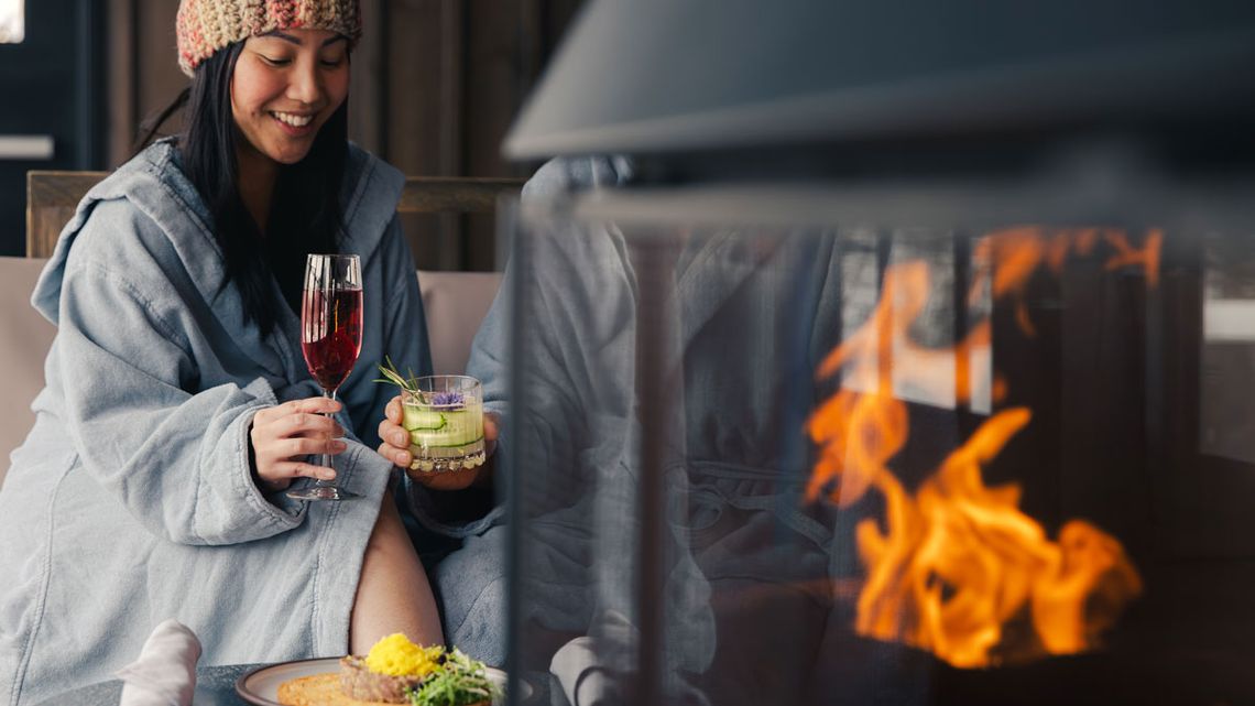 couple having a dinner date at the spa's restaurant